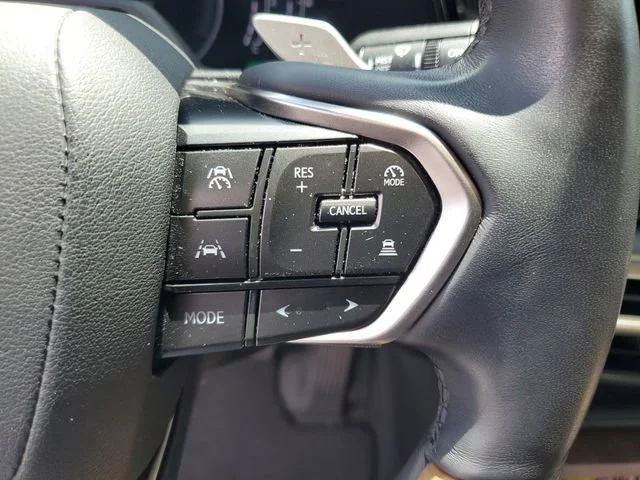 Used 2023 Iridium Lexus RX 350h image 13