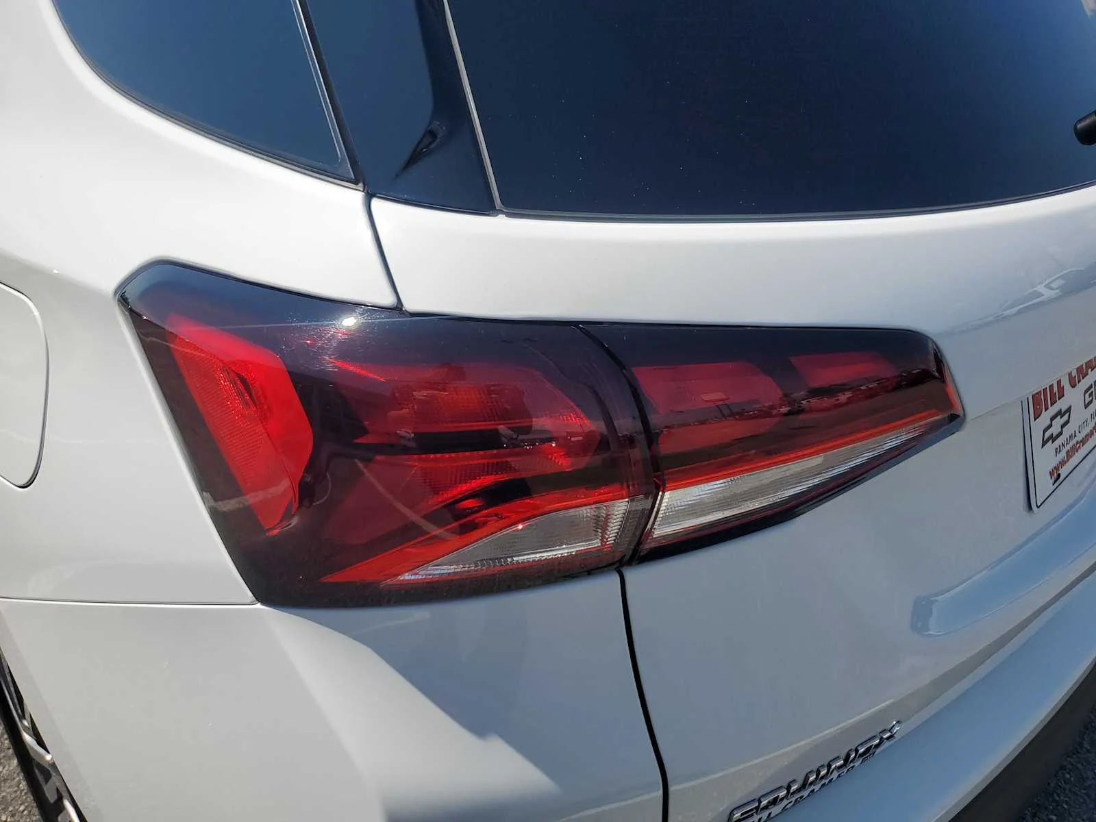 Used 2024 Summit White Chevrolet LT image 13