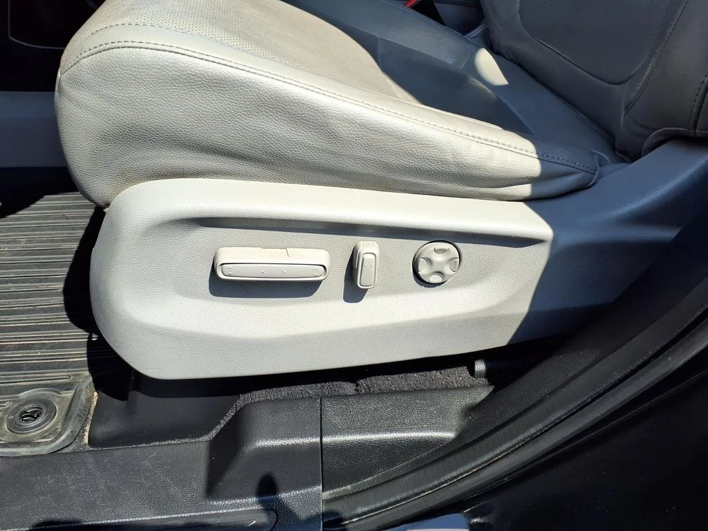 Certified Used 2019  Honda Elite image 20