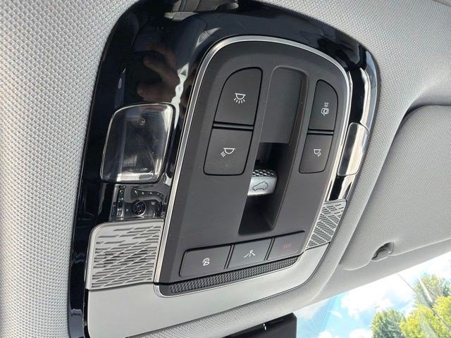 Used 2020 Becketts Black Hyundai SEL image 37
