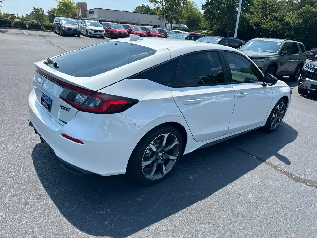 New 2026 Platinum White Pearl Honda Sport Touring image 3