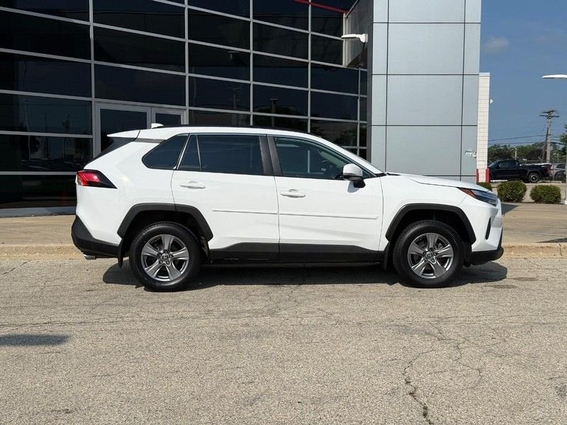 Certified Used 2024 Ice Toyota XLE image 2