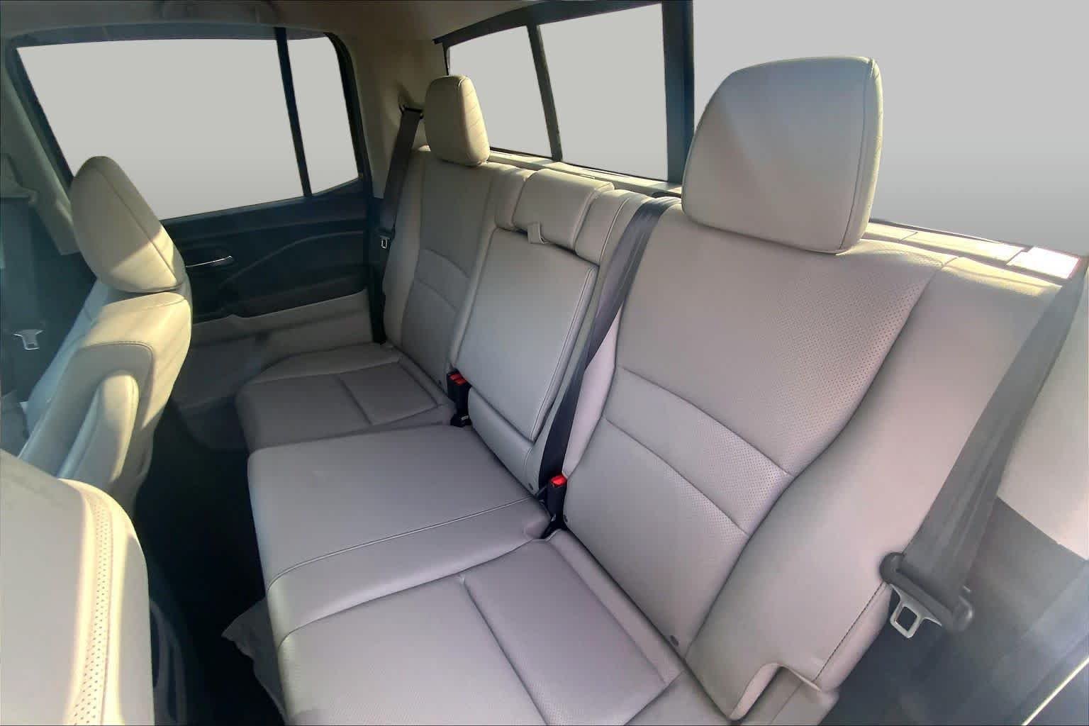 Used 2021 Obsidian Blue Pearl Honda RTL-E image 20