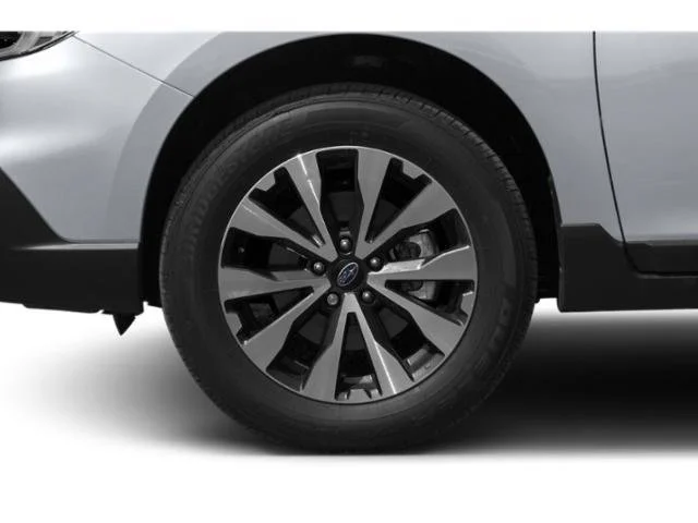 Used 2015 Crystal White Pearl Subaru 2.5i Limited image 15