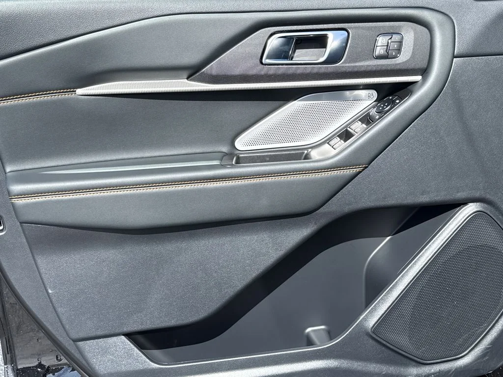 New 2026 Black Ford Tremor image 20