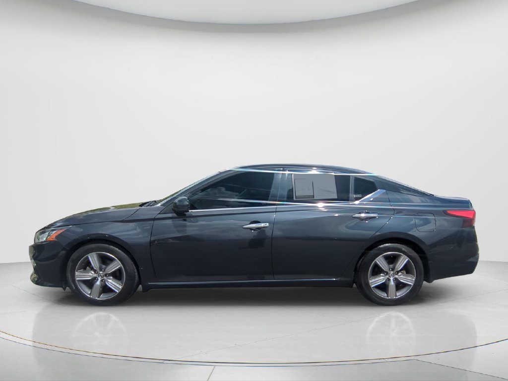 Used 2019 Blue Nissan 2.5 SL image 8