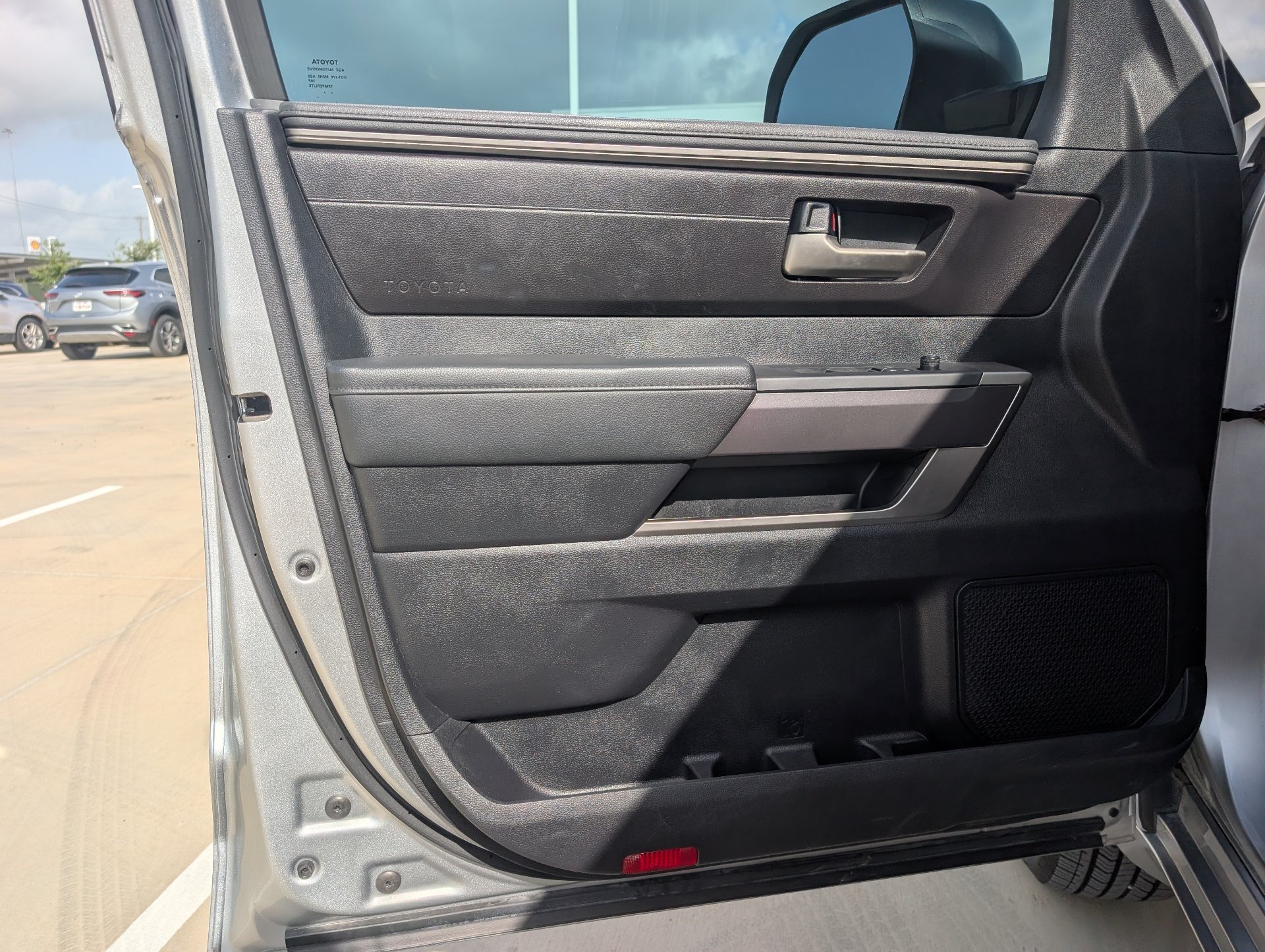 Used 2023 Silver Toyota SR5 image 22