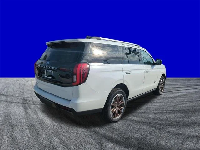New 2026 Star White Metallic Tri-Coat Ford King Ranch® image 4