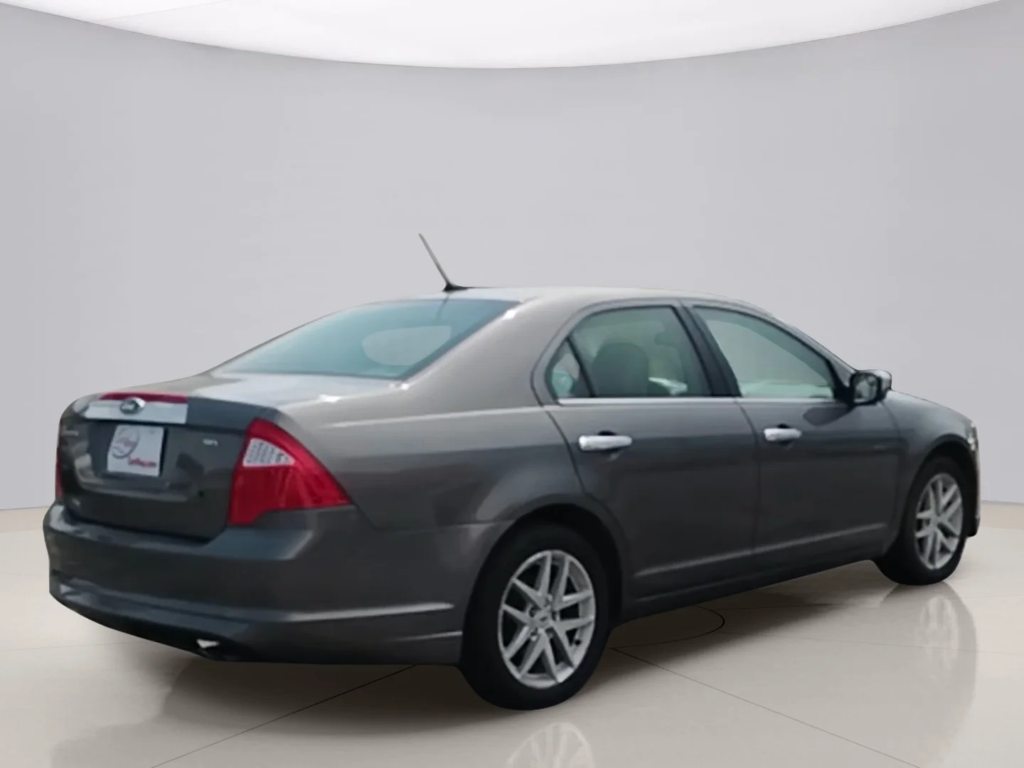 Used 2011 Gray Ford SEL image 5