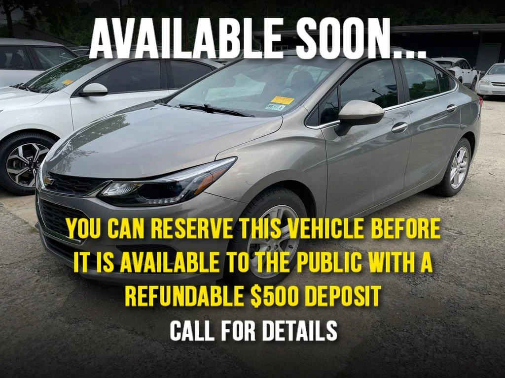 Used 2018 Pepperdust Metallic Chevrolet LT image 1