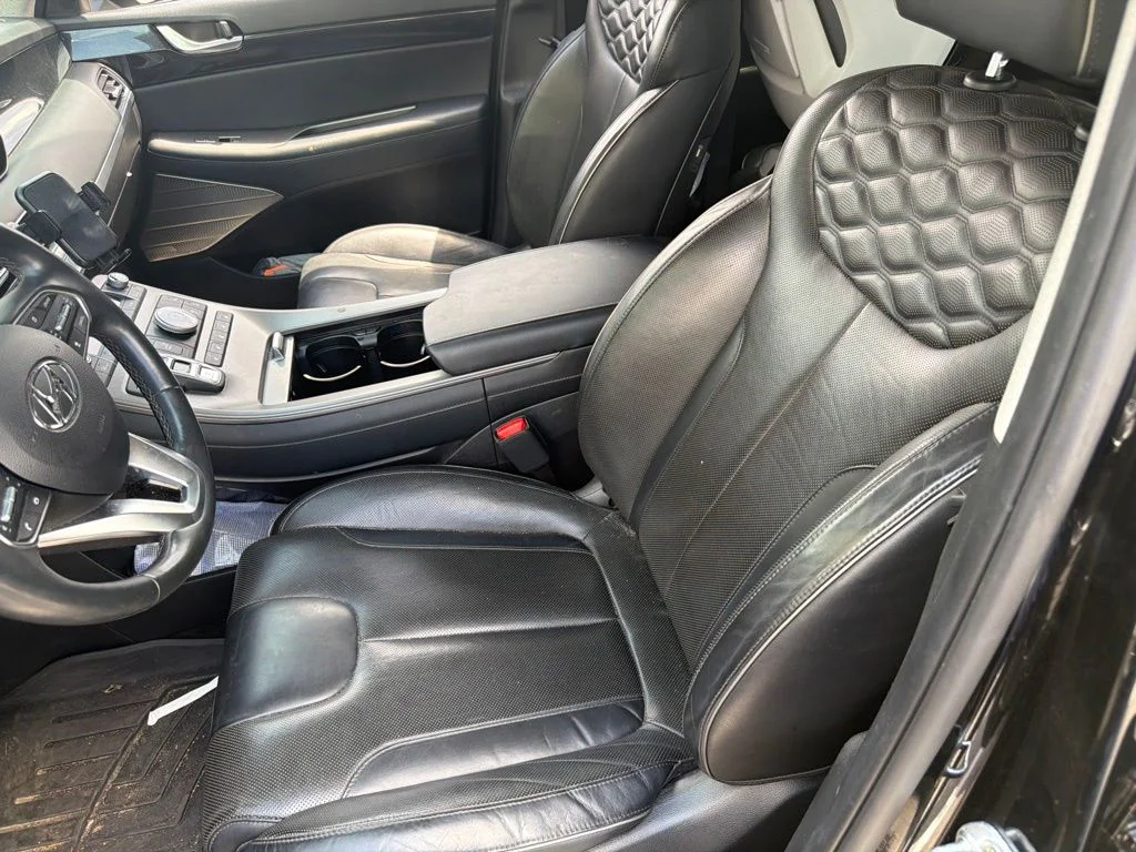 Used 2021 Black Hyundai Limited image 7