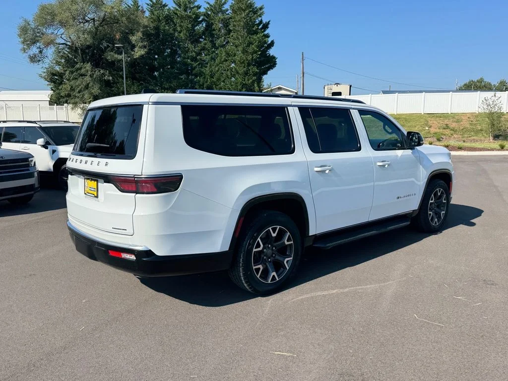 Used 2024 White Jeep Series III image 4