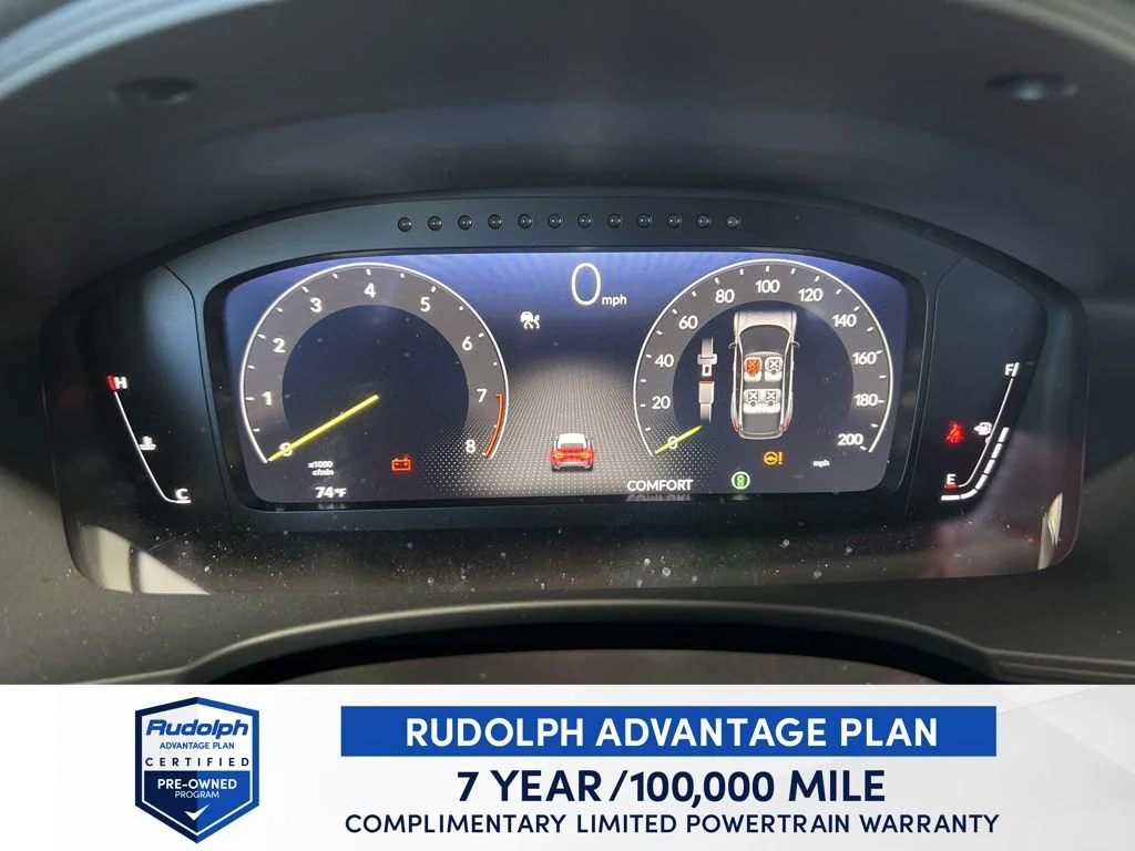 Used 2025 White Honda  image 23