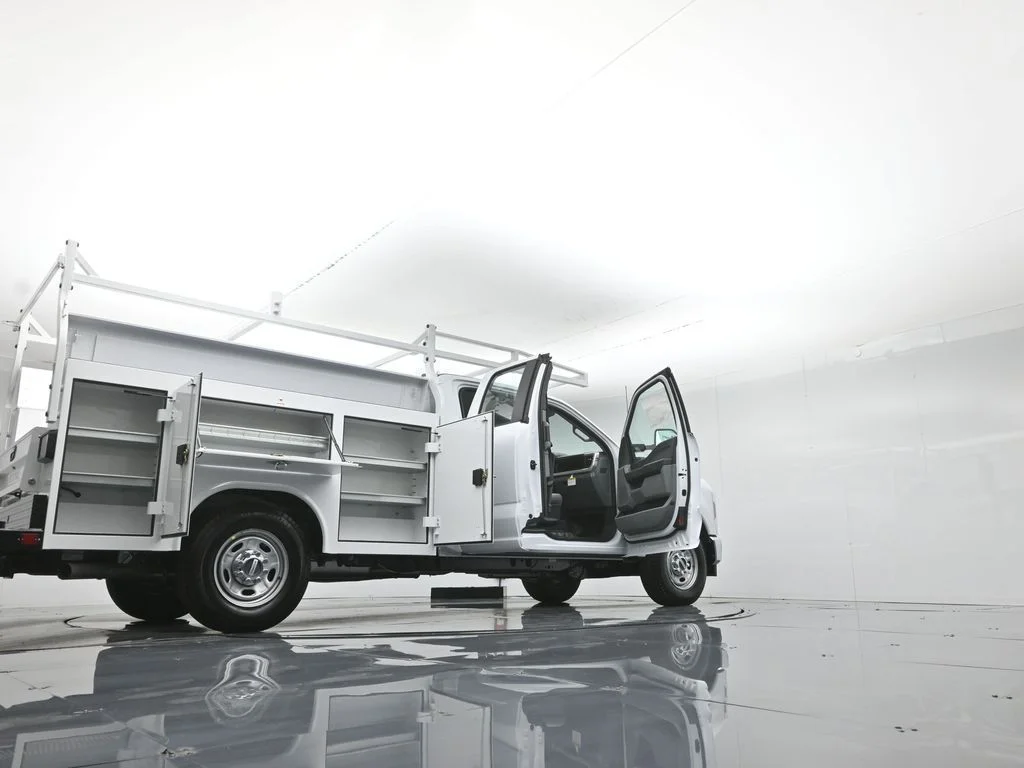 New 2026 Oxford White Ford XL image 78