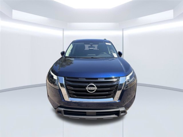 Used 2025 Blue Nissan SV image 2
