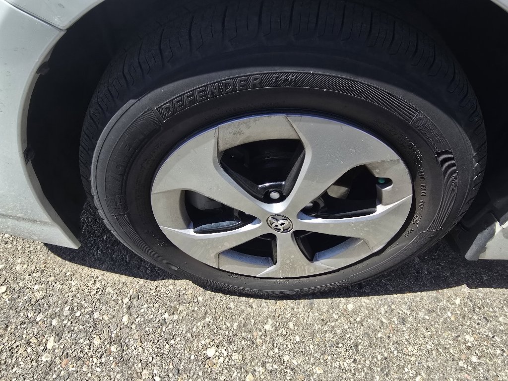 Used 2012 Blizzard Pearl Toyota Four image 21