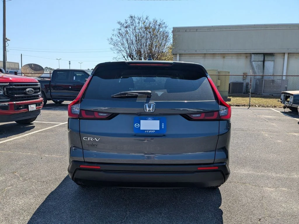 Used 2024  Honda LX image 5