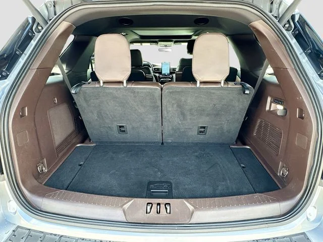 Used 2022 Silver Ford King Ranch image 26