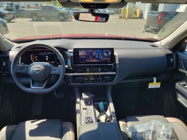 New 2026 Nissan Pathfinder Platinum