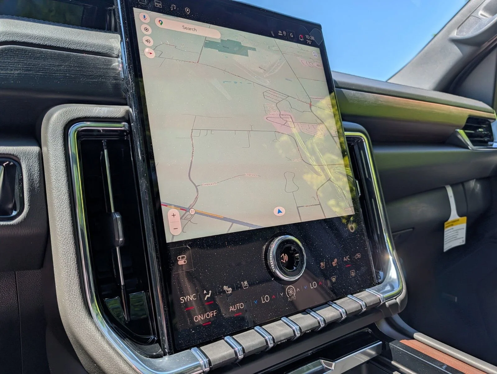 2026 GMC Yukon Denali - Photo 6