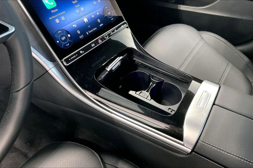 New 2026 Polar White Mercedes-Benz C 300 image 19