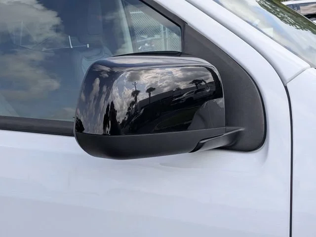Used 2022 SUMMIT WHITE GMC 4WD AT4 w/Cloth image 8