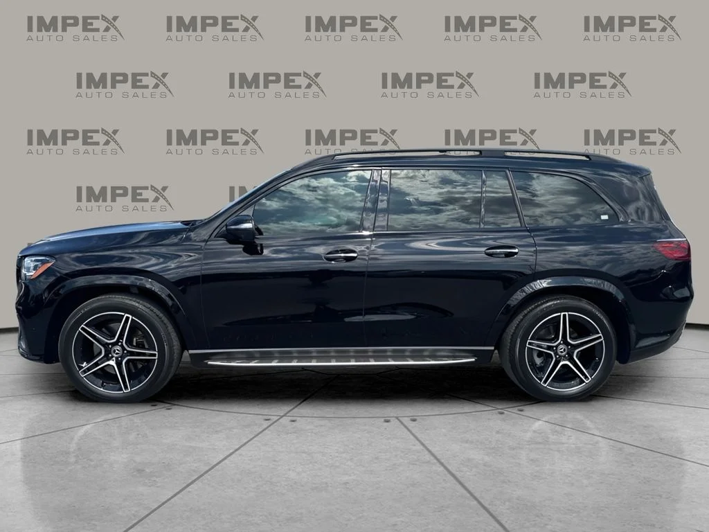 Used 2025  Mercedes-Benz GLS 450 image 2
