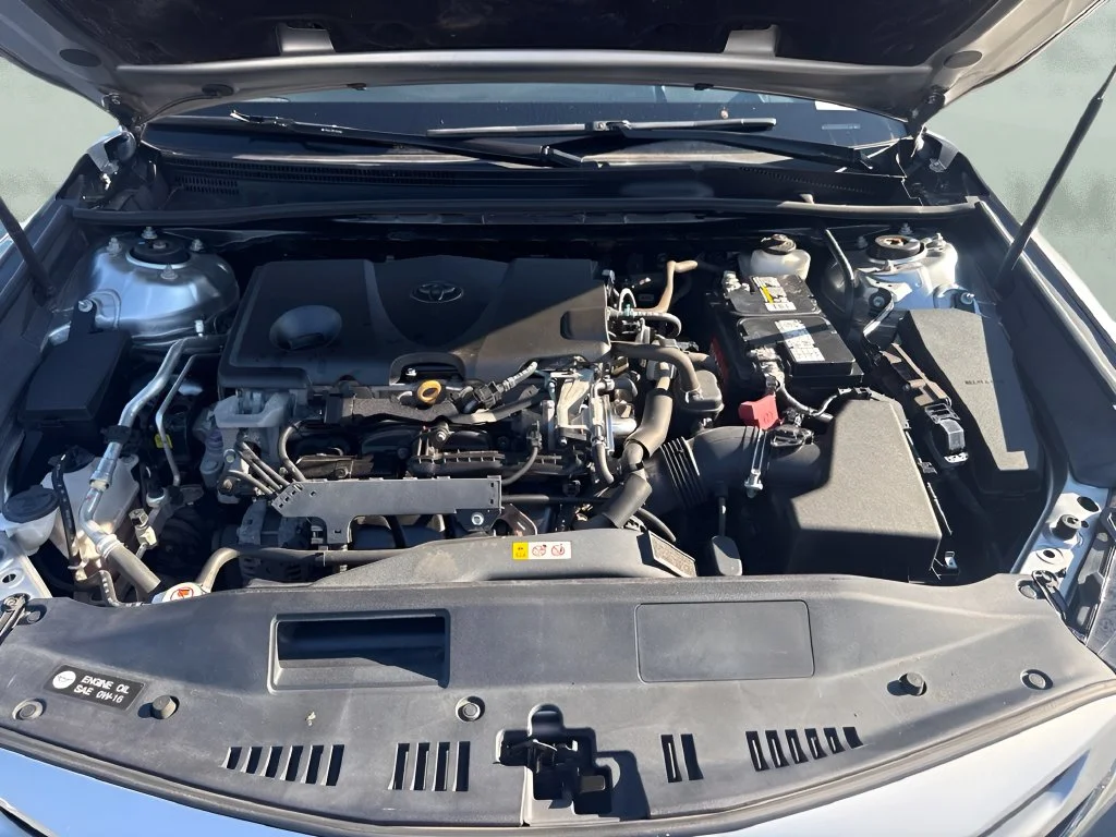Used 2019 Silver Toyota XSE image 27