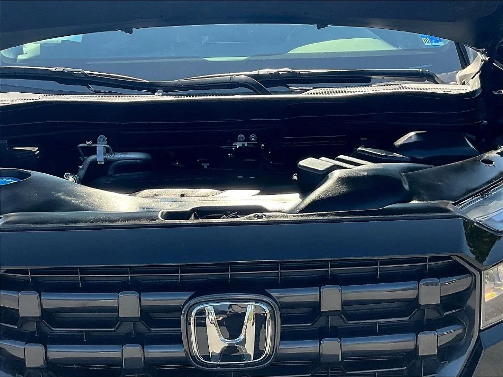 Used 2025 Black Honda Sport image 32