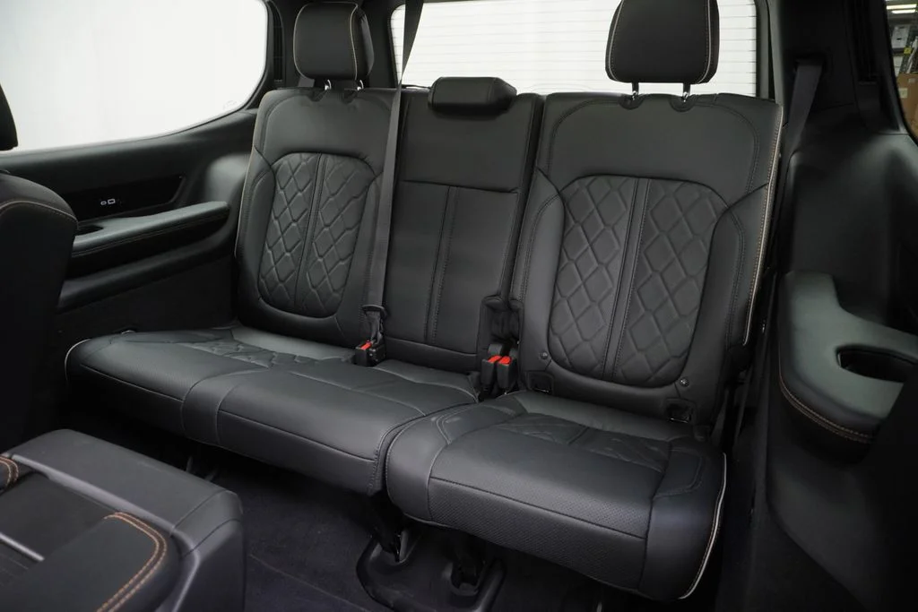 Certified Used 2025 Gray Jeep Series III Obsidian image 20