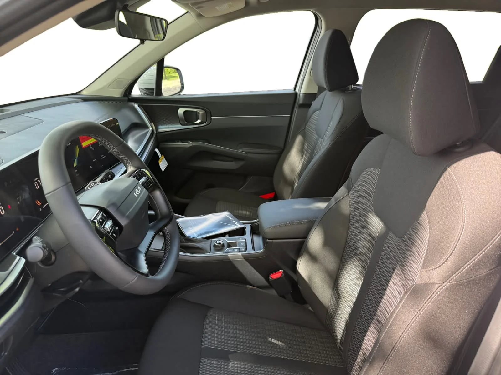 New 2026 Glacial White Pearl Kia LX image 11