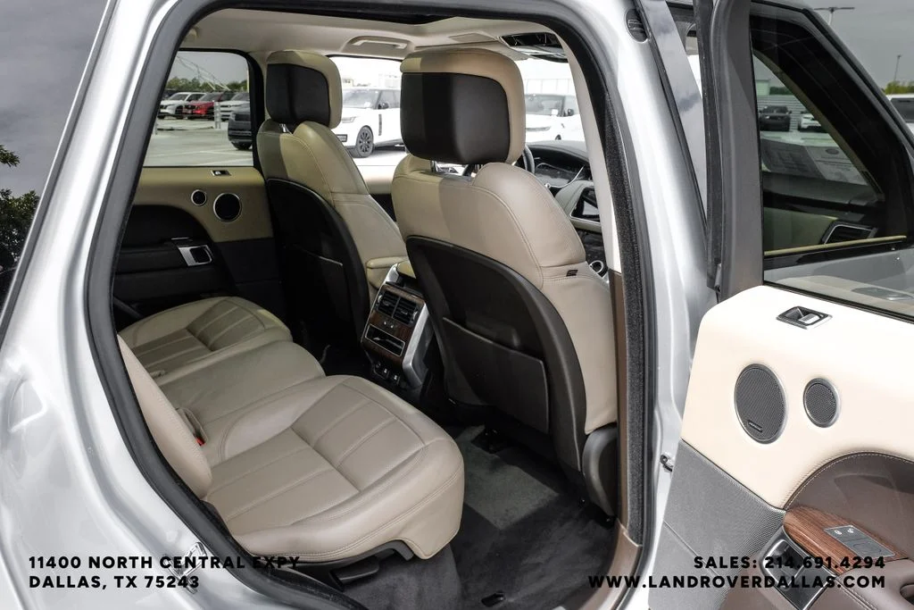 Used 2019 Silver Land Rover HSE image 42