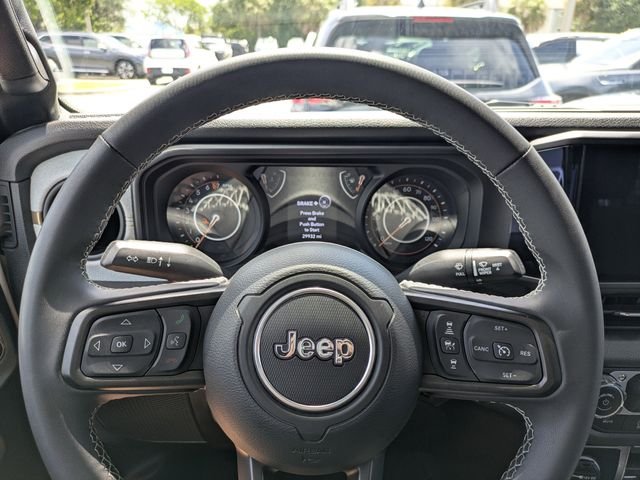 Used 2025 White Jeep Sport S image 25