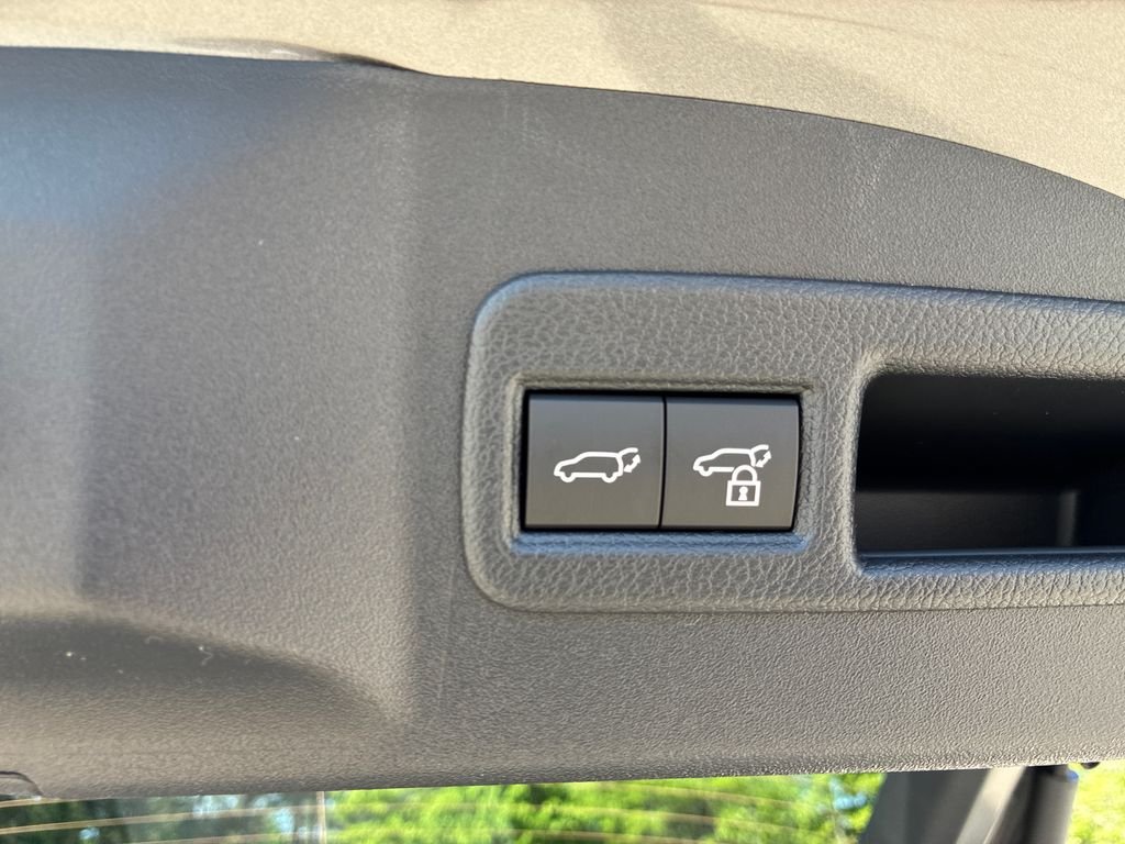 2026 Toyota bZ XLE - Photo 50