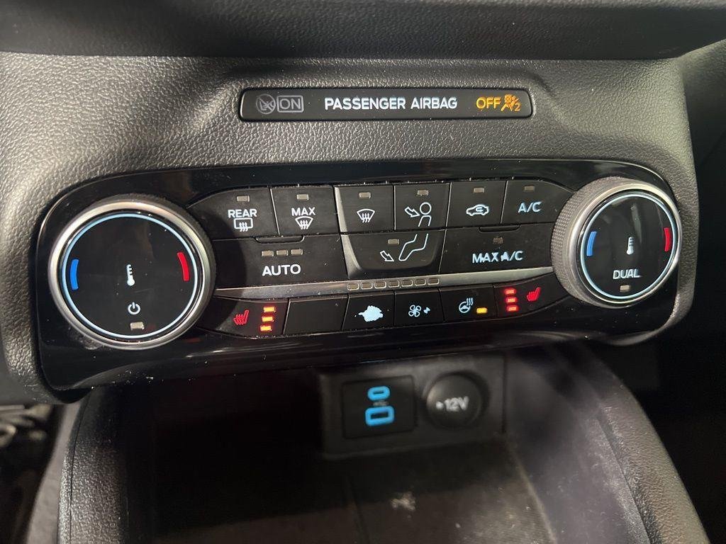 Used 2022 Gray Metallic Ford SEL image 22