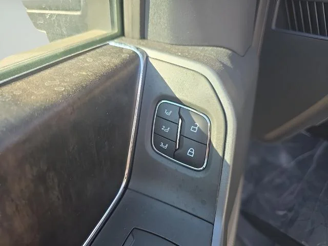 2025 Ford F-250 Super Duty Lariat - Photo 12