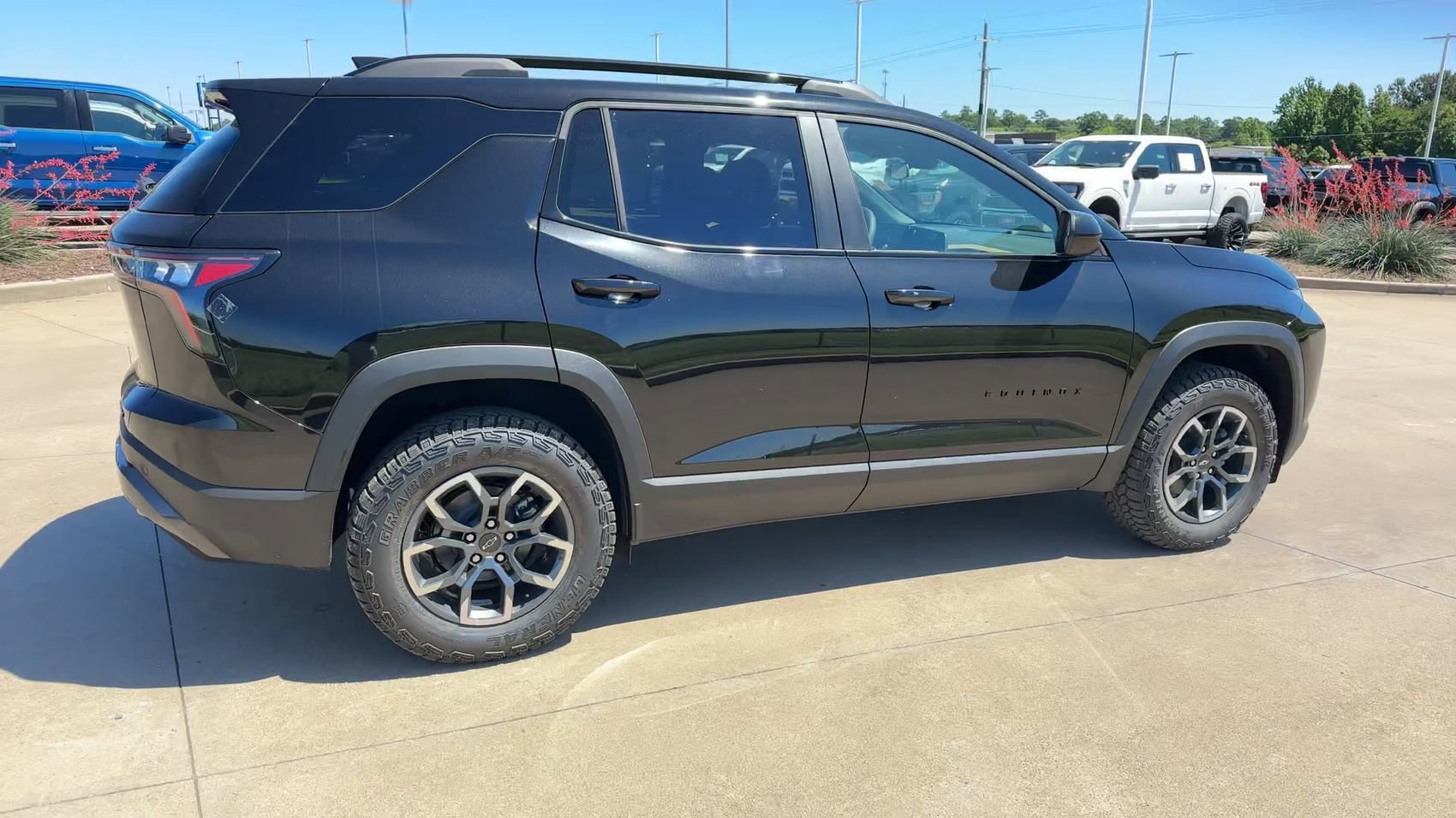 New 2026 Mosaic Black Metallic Chevrolet AWD ACTIV image 8