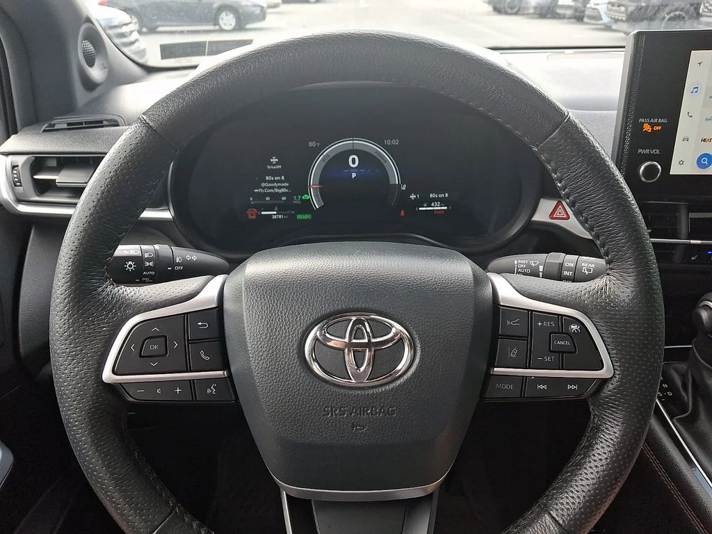 Certified Used 2025 Gray Toyota Platinum image 21