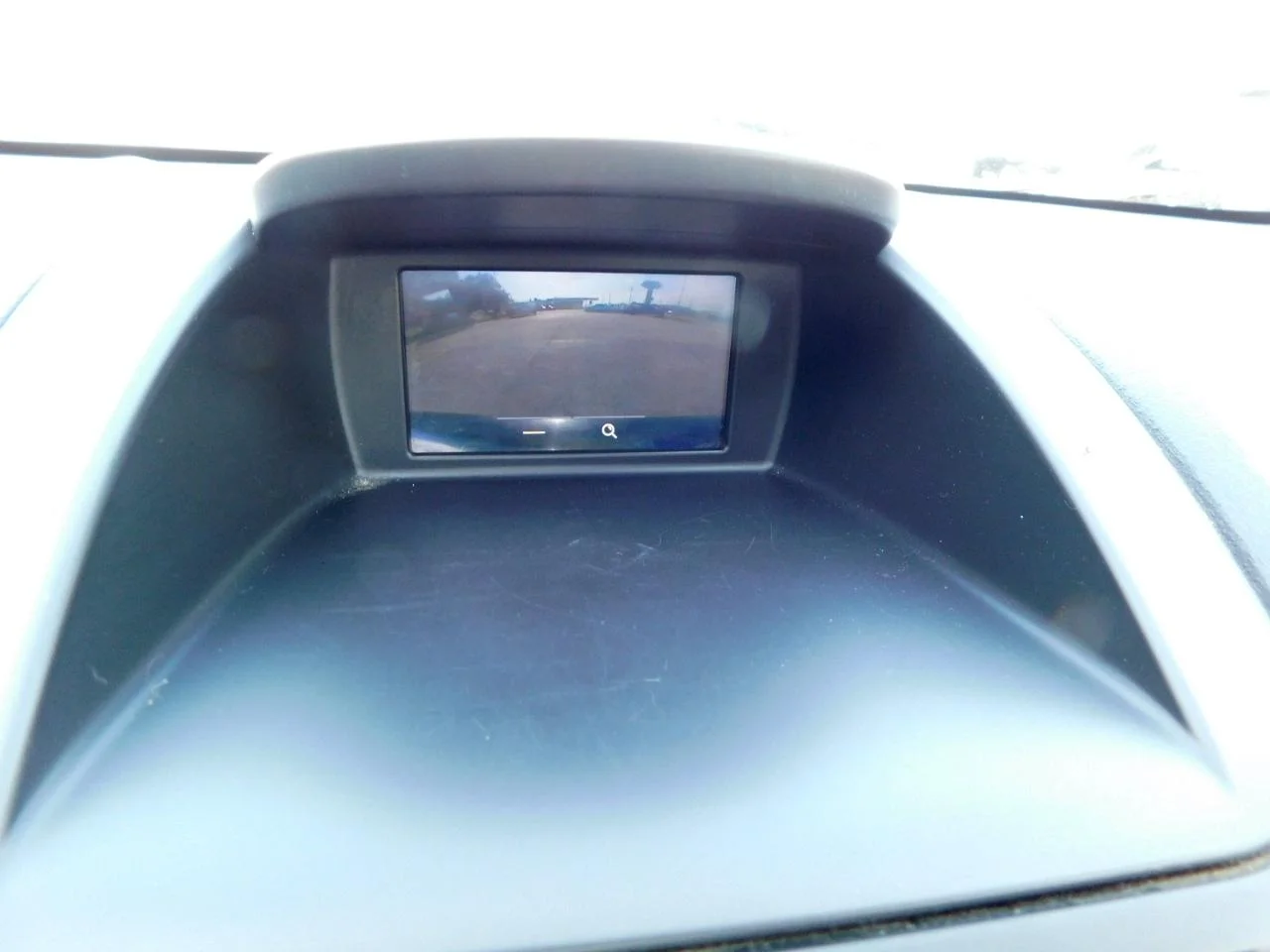 Used 2018 Black Ford SE SEDAN image 27