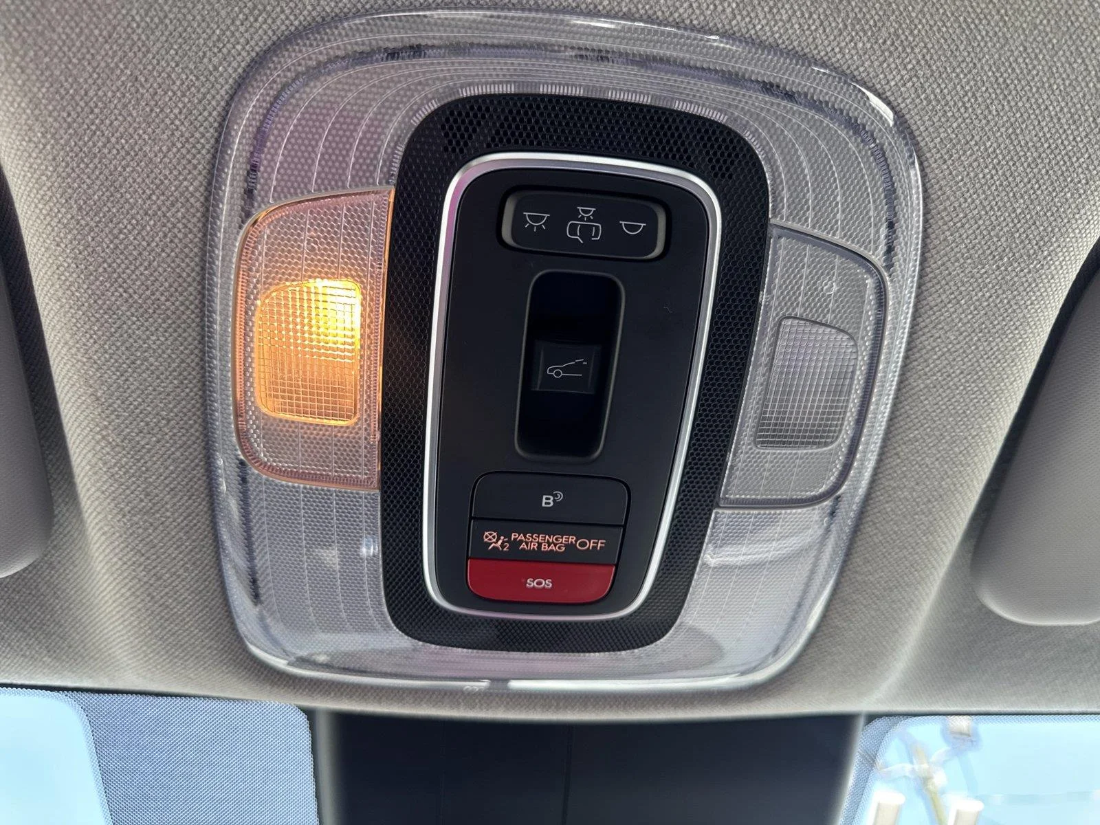 Used 2025 Serenity White Hyundai SEL Convenience image 29