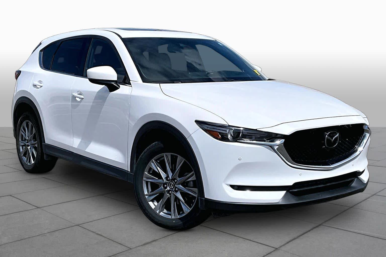 Used 2019 Snowflake White Pearl Mica Mazda Signature image 3