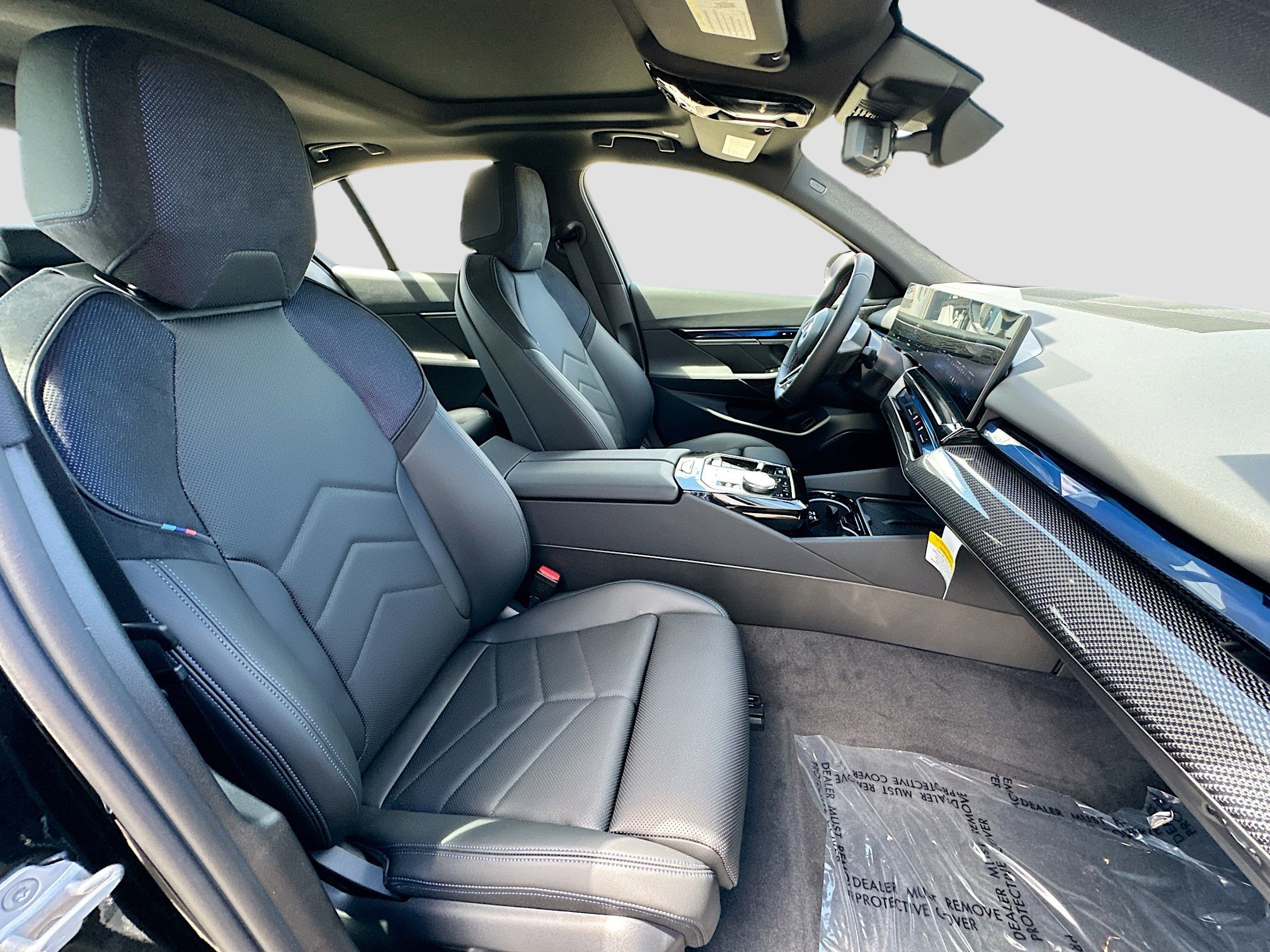 New 2026 Black Sapphire Metallic BMW M60 image 21