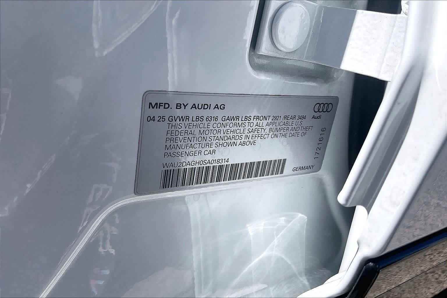 Used 2025 WHITE Audi Premium Plus image 29