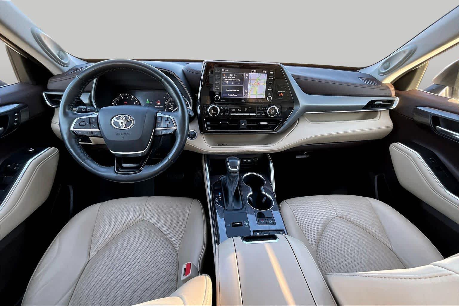 Used 2021 Blizzard Pearl Toyota Limited image 14