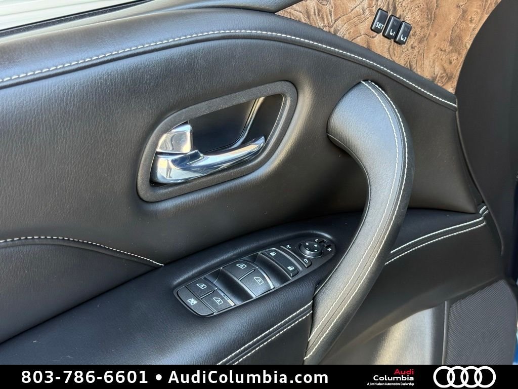 Used 2023 Blue INFINITI Premium Select image 22