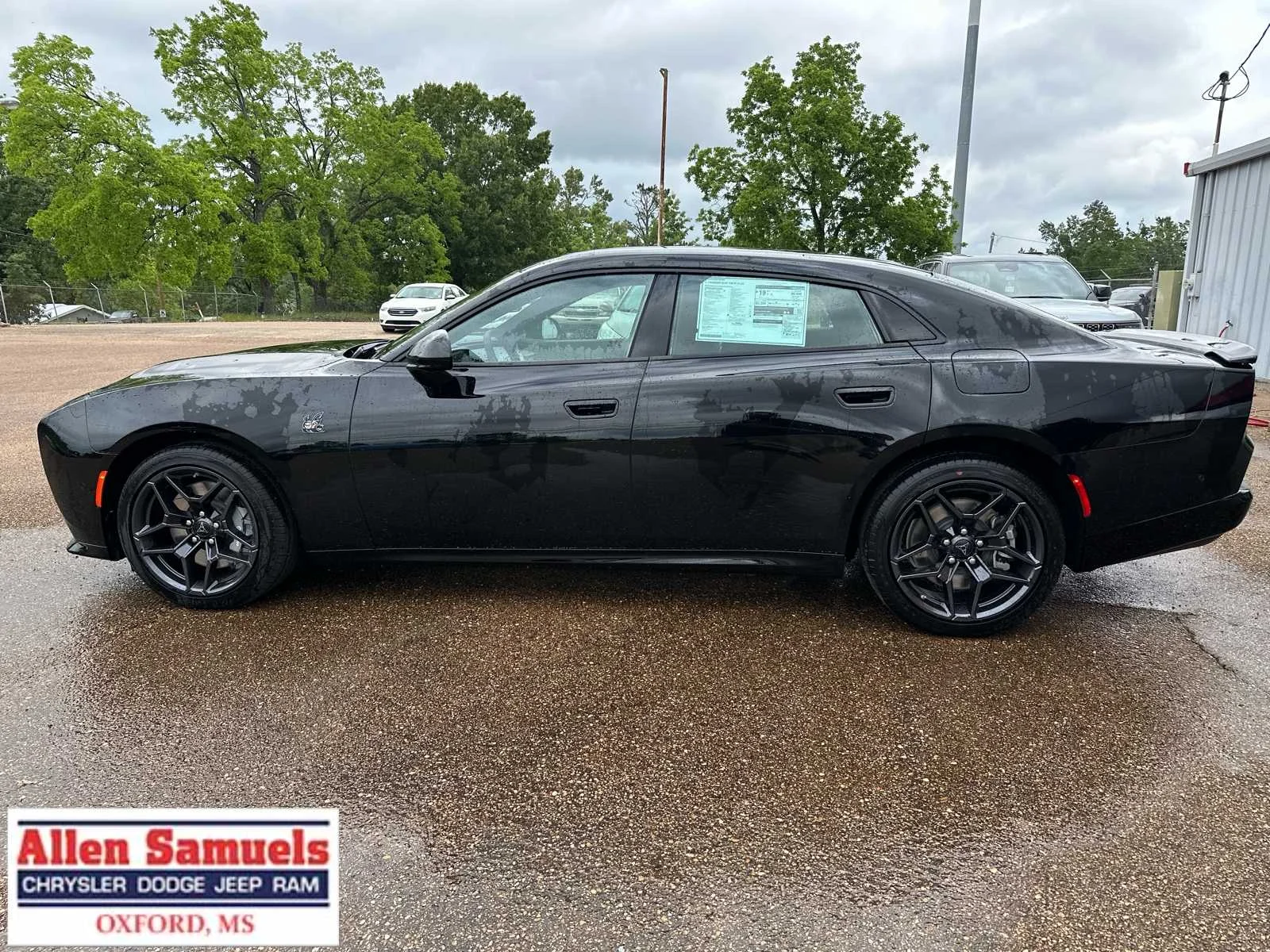 New 2026 Diamond Black Crystal Pearlcoat Dodge Scat Pack Plus image 6