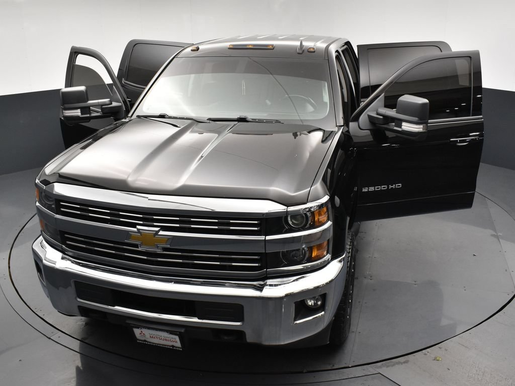 Used 2015 Black Chevrolet LT image 23