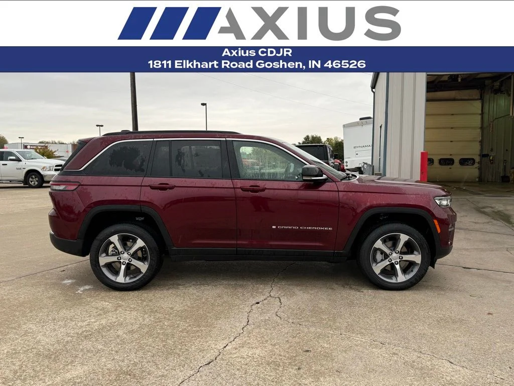 New 2025 Velvet Red Pearl-Coat Exterior Paint Jeep Limited image 8