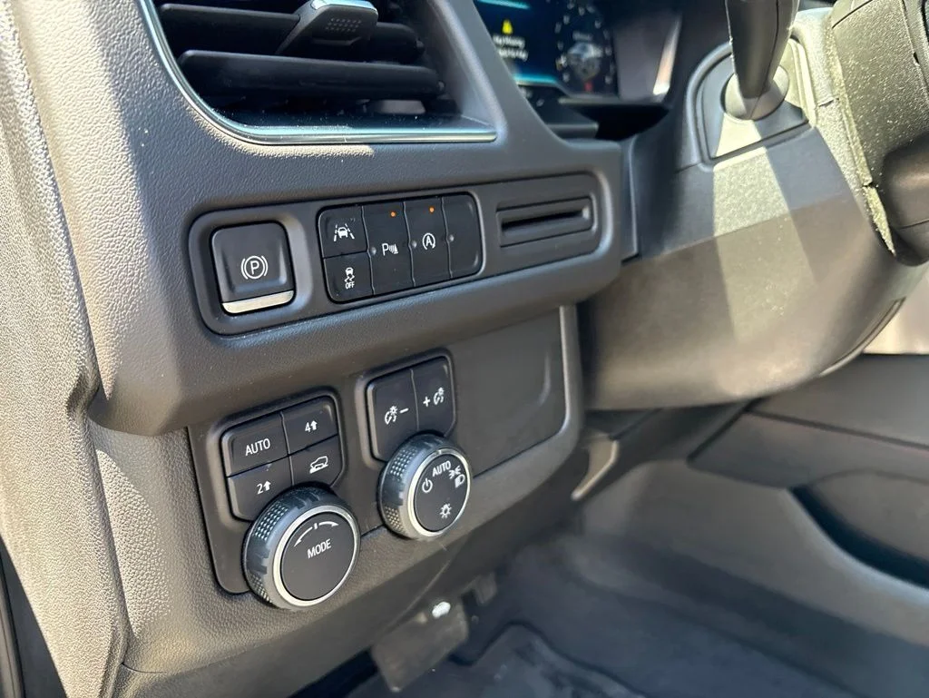 Used 2023 Black Chevrolet RST image 17