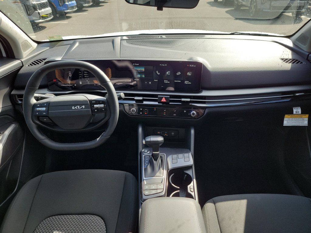 New 2027 Glacial White Pearl Kia LX image 17